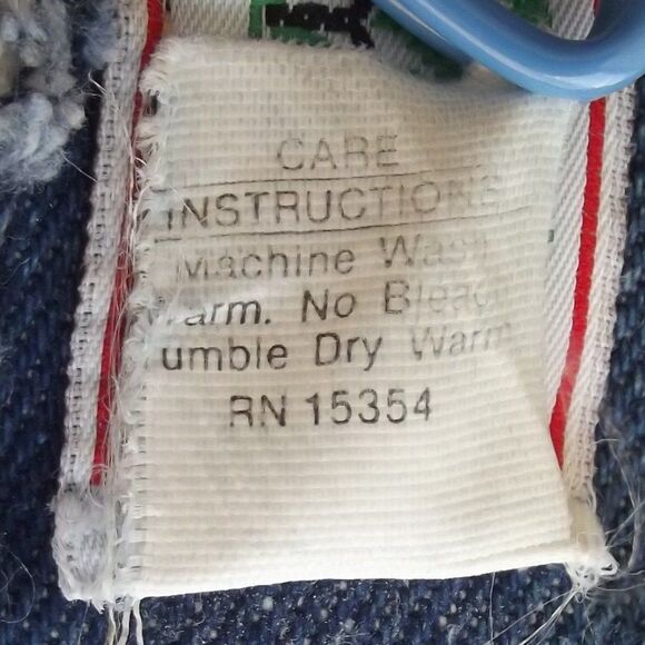 Vintage Denim Skirt, 41" Waist, Butttoned Vent, Pockets, Blue, Knee length - Picture 14 of 15